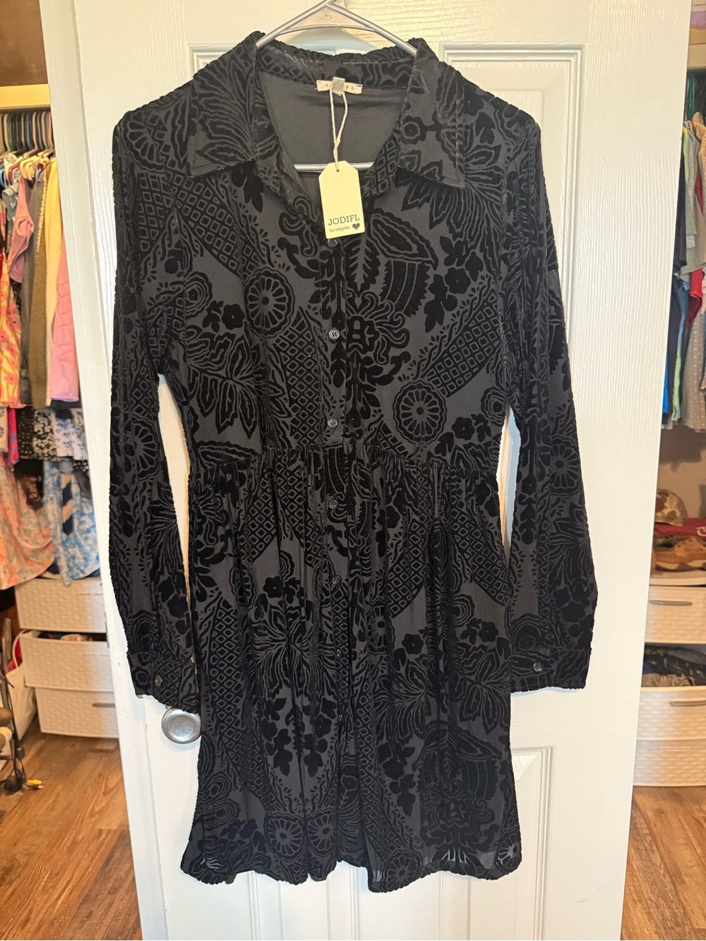 JODIFL Black Floral Velvet Burnout Long Sleeve Dress